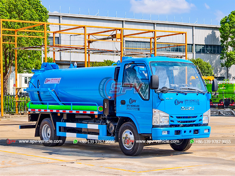 ISUZU 100P Waste Water Delivery Truck - Front Right Side